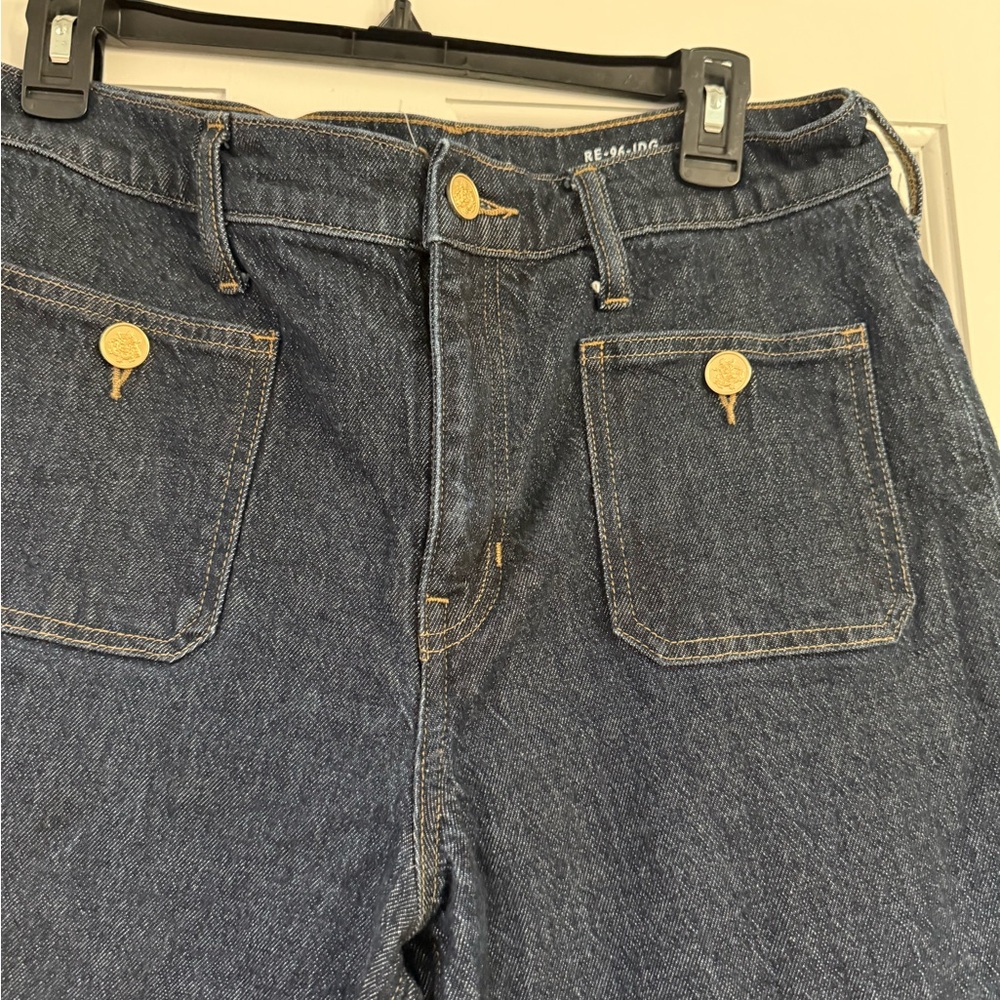 J Crew Dark Rinse Flare Jeans with Patch Pockets, Classy Gold Buttons, Sz 30P - Picture 2 of 6